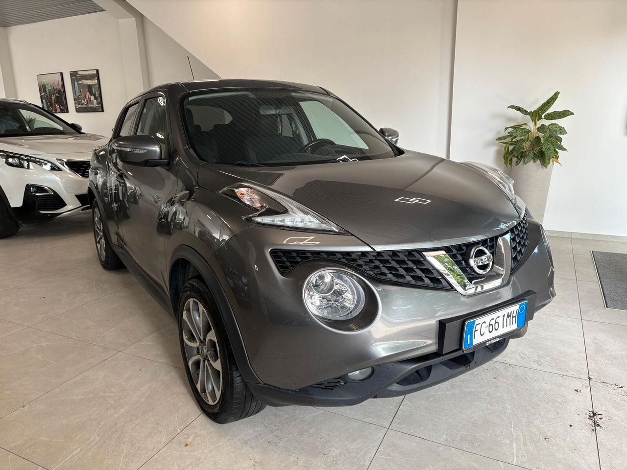 NISSAN Juke