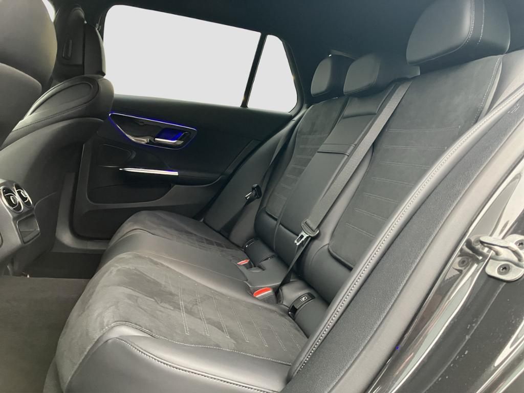 Fahrzeugabbildung Mercedes-Benz C 220 d T AMG*NIGHT*AHK*DISTR*TOTW*KAM*NAVI*LED