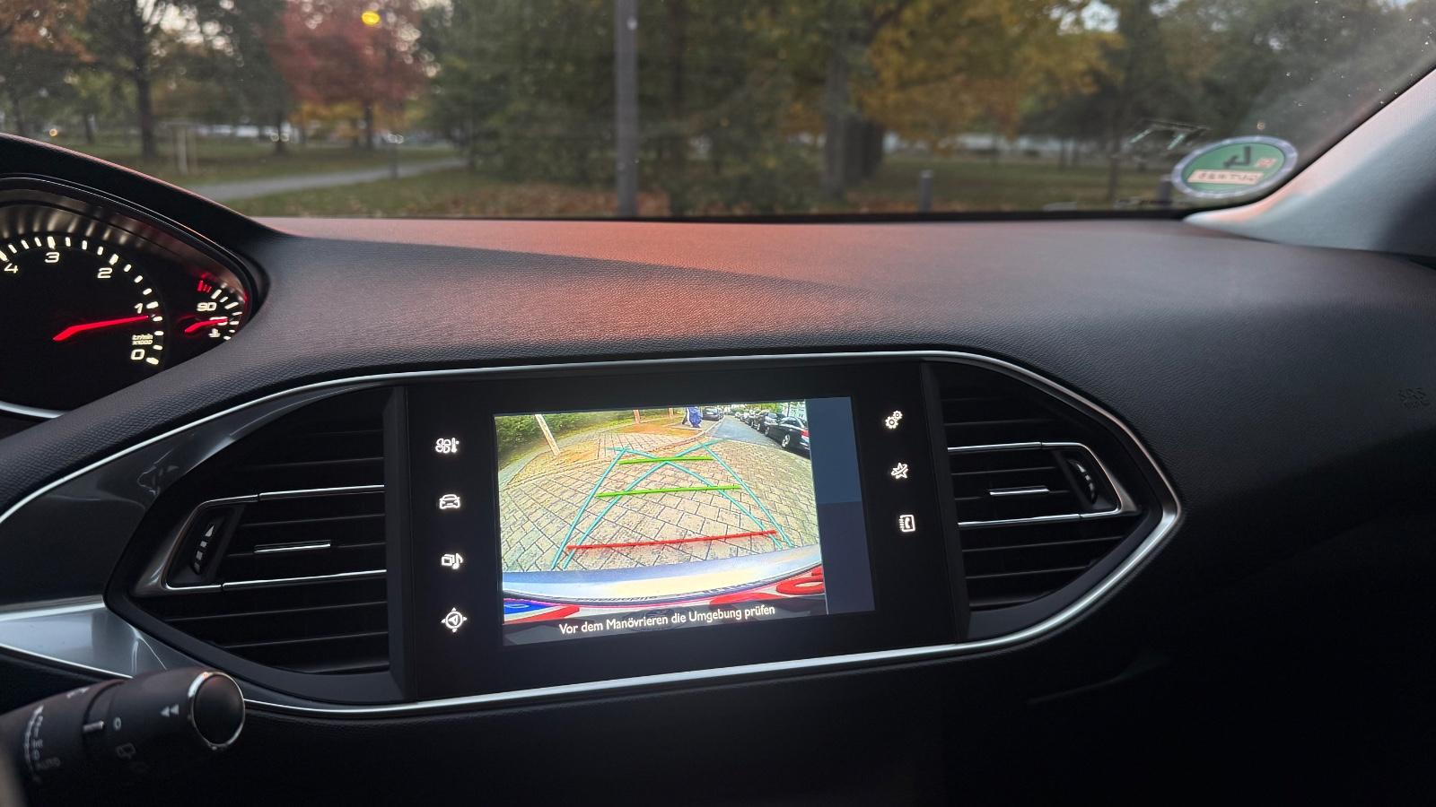 Peugeot 308 2015 — photo 12