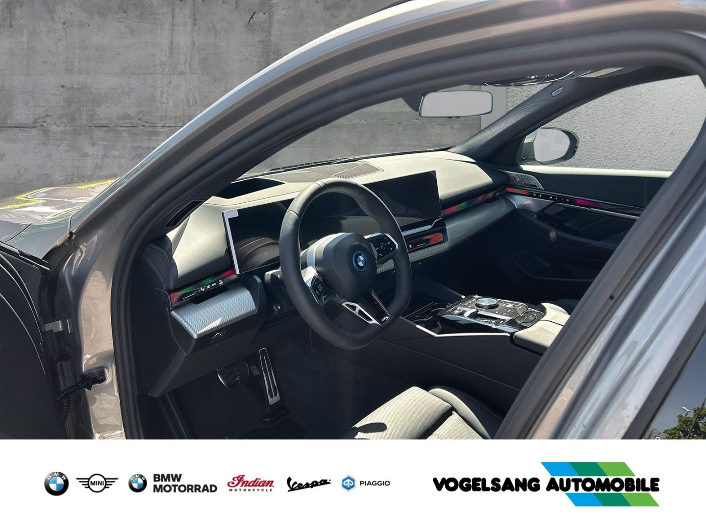 Fahrzeugabbildung BMW i5 40 eDrive M Sport Touring eDrive40 Park-Assis