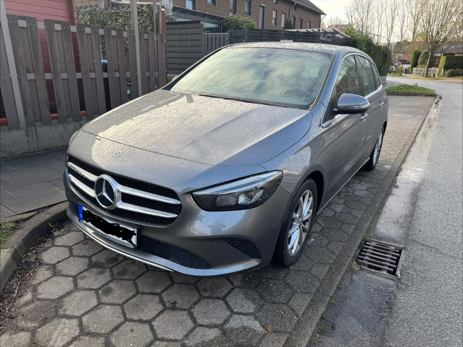 MERCEDES-BENZ B 250 DCT -