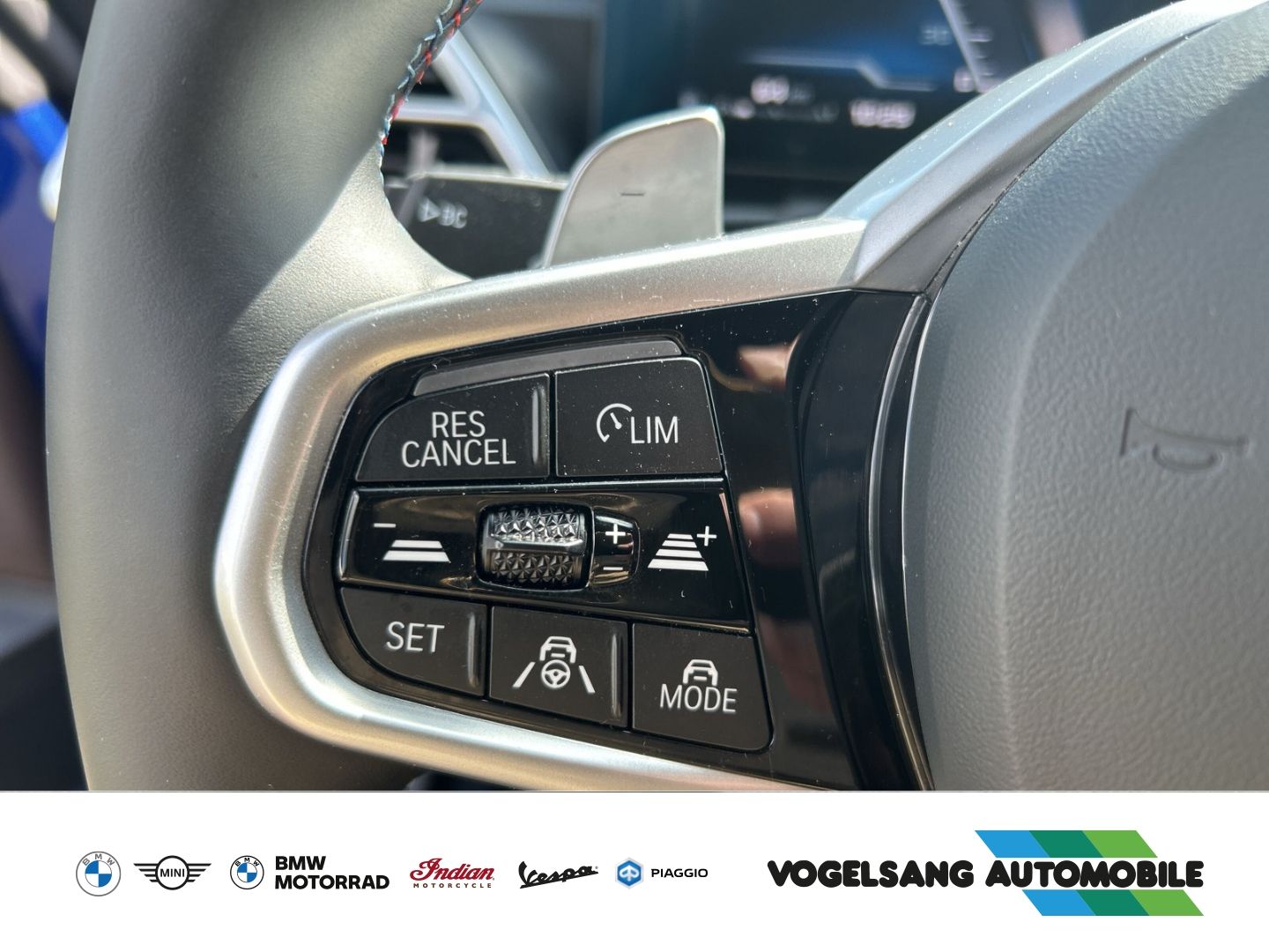 Fahrzeugabbildung BMW M440i xDrive Cabrio,AHK,SurroundView,H&KSound,Le