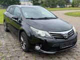 Toyota Avensis Kombi Life - Toyota Avensis: Life