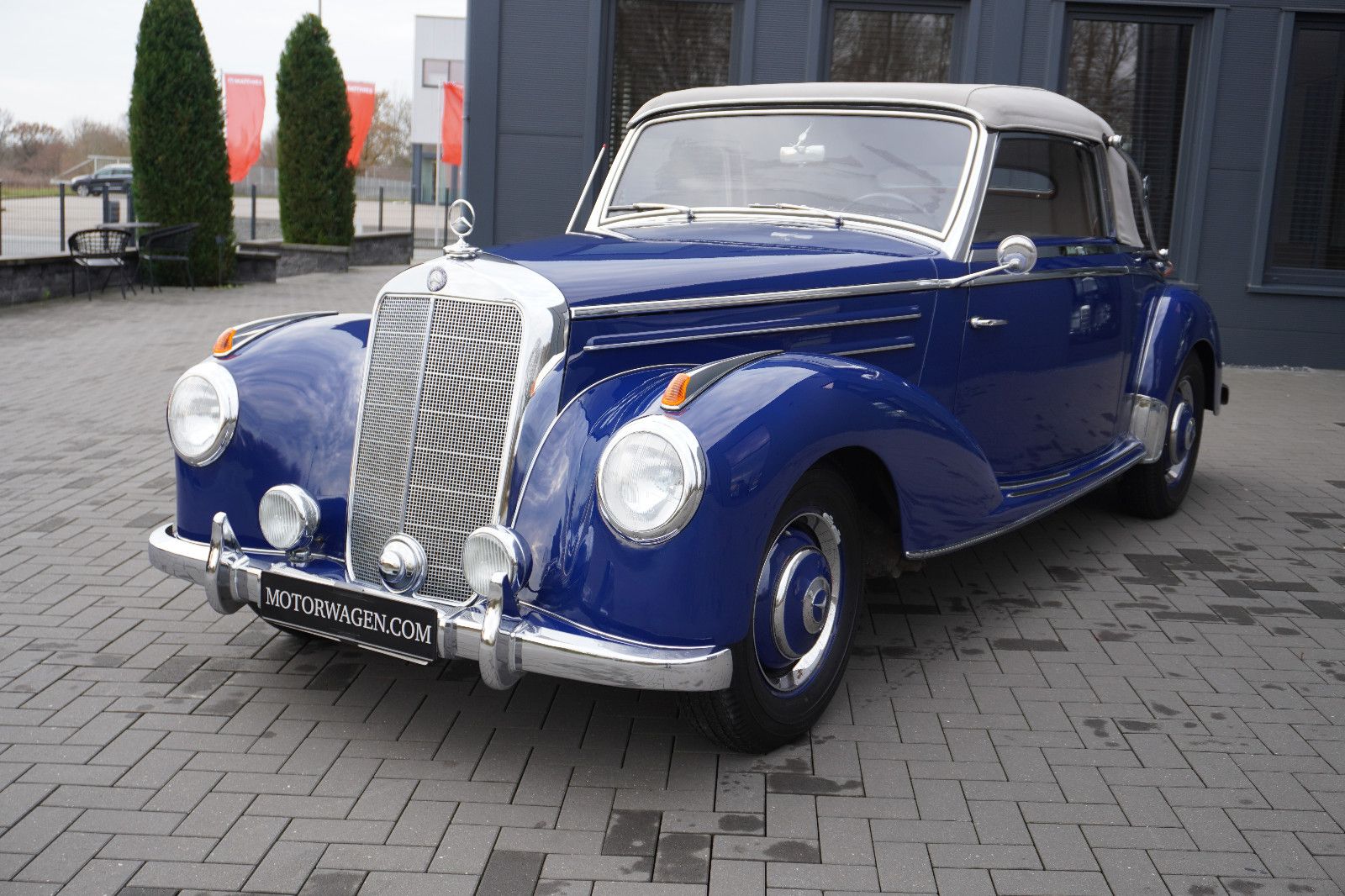 Fahrzeugabbildung Mercedes-Benz 220 A Cabriolet