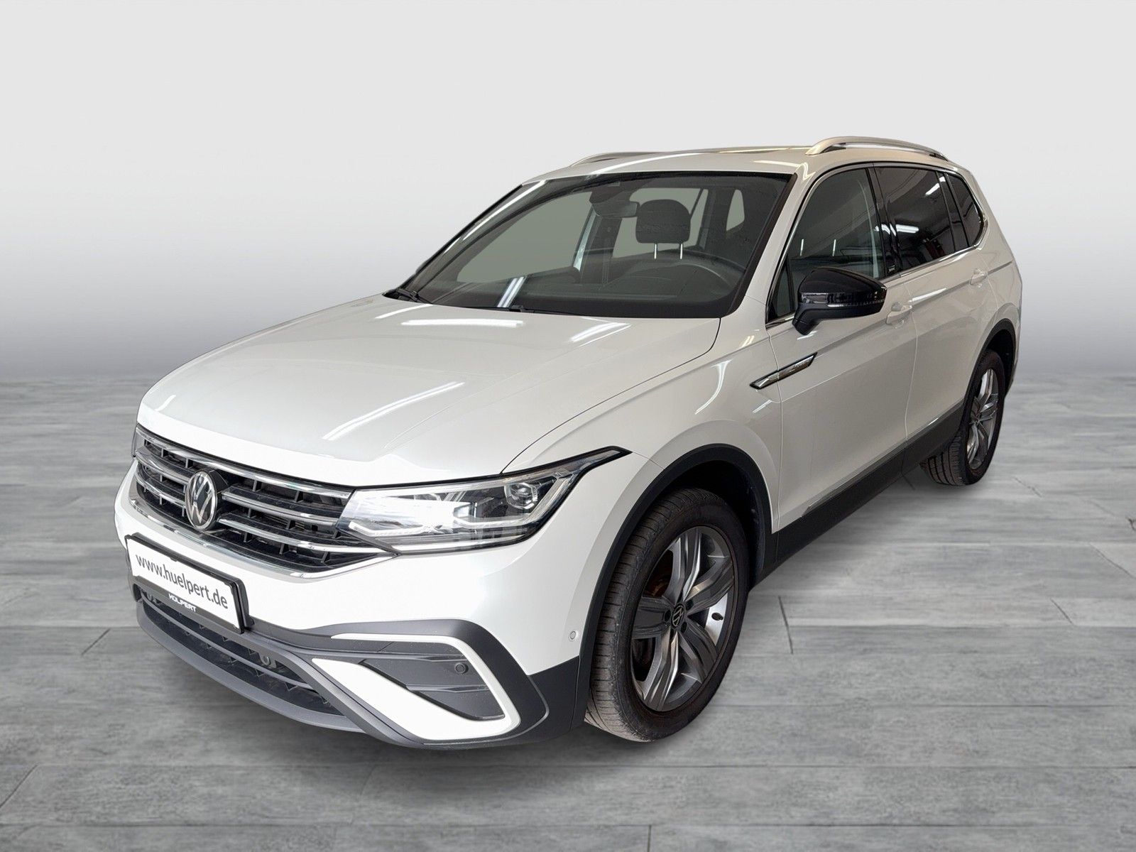 Volkswagen Tiguan Allspace 2.0 MOVE 4X4 PANO AHK CAM LM19 foto 2