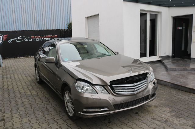 Mercedes-Benz E 220 CDI BlueEFFICIENCY ELEGANCE NAVI XENON