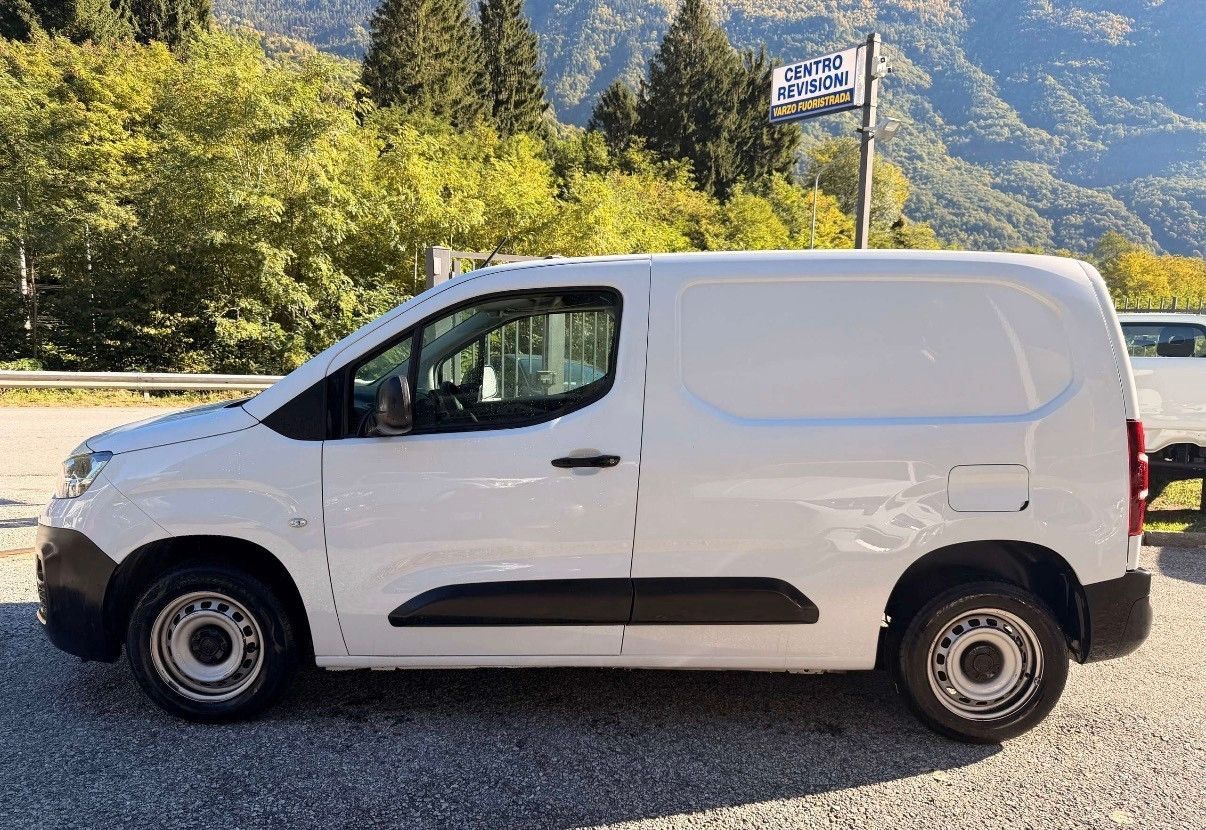 Other Fiat Doblo Doblò 1.5 BlueHdi 100CV PC-TN Van imagem 3