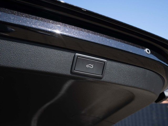 Octavia Combi 2.0 TDI Tour DSG AHK+MATRIX+STANDH