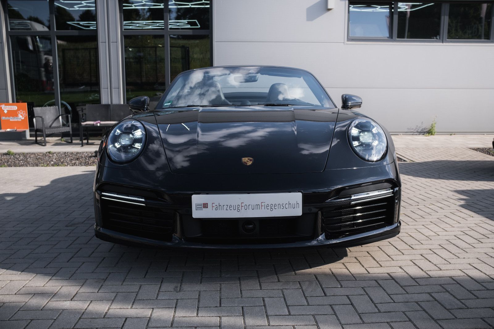 Fahrzeugabbildung Porsche 992/911 Turbo Cabrio-Lift-PDCC-LED-Burmester