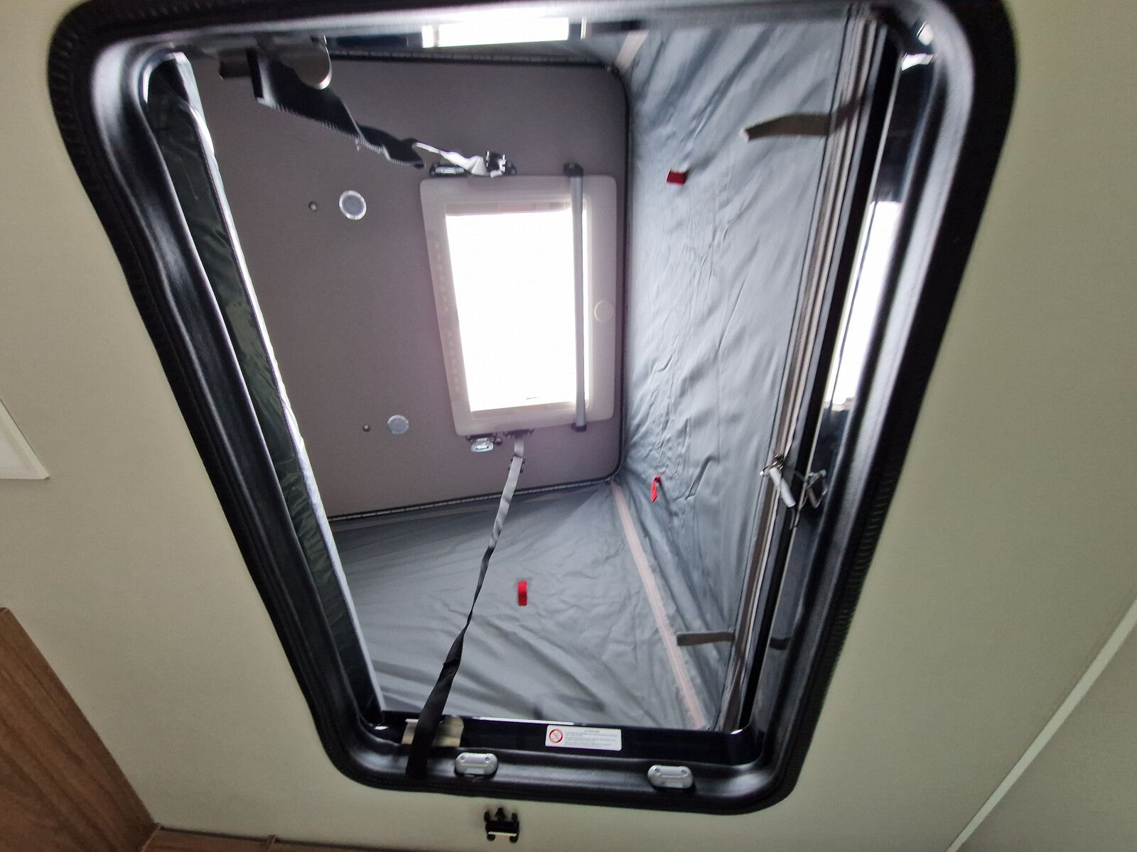 Fahrzeugabbildung Knaus BoxLife 600 ME Aufstelldach, AHK, ACC, Lithium..