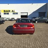 Ford Focus 1,6i Finesse SEDAN TÜV 11.27 KLIMAANLAGE - Ford: Sedan