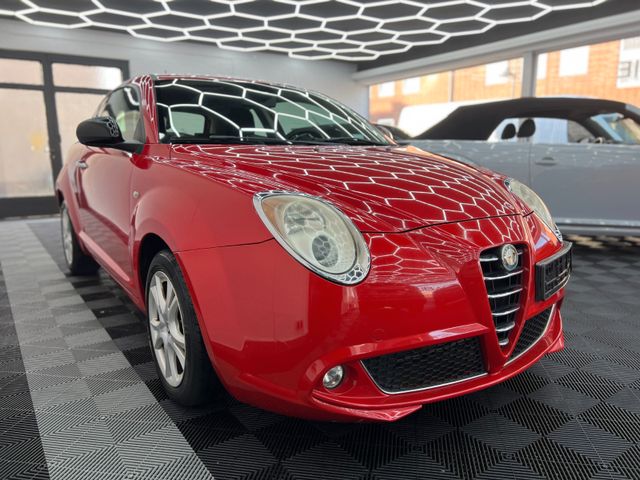 Alfa Romeo MiTo Turismo *KLIMAAUTOMATIK * TEMPOMAT * SZHZNG