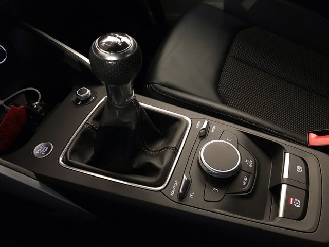 Q2 sport 1.4 TFSI 6-Gang*S-Line*NAVI*