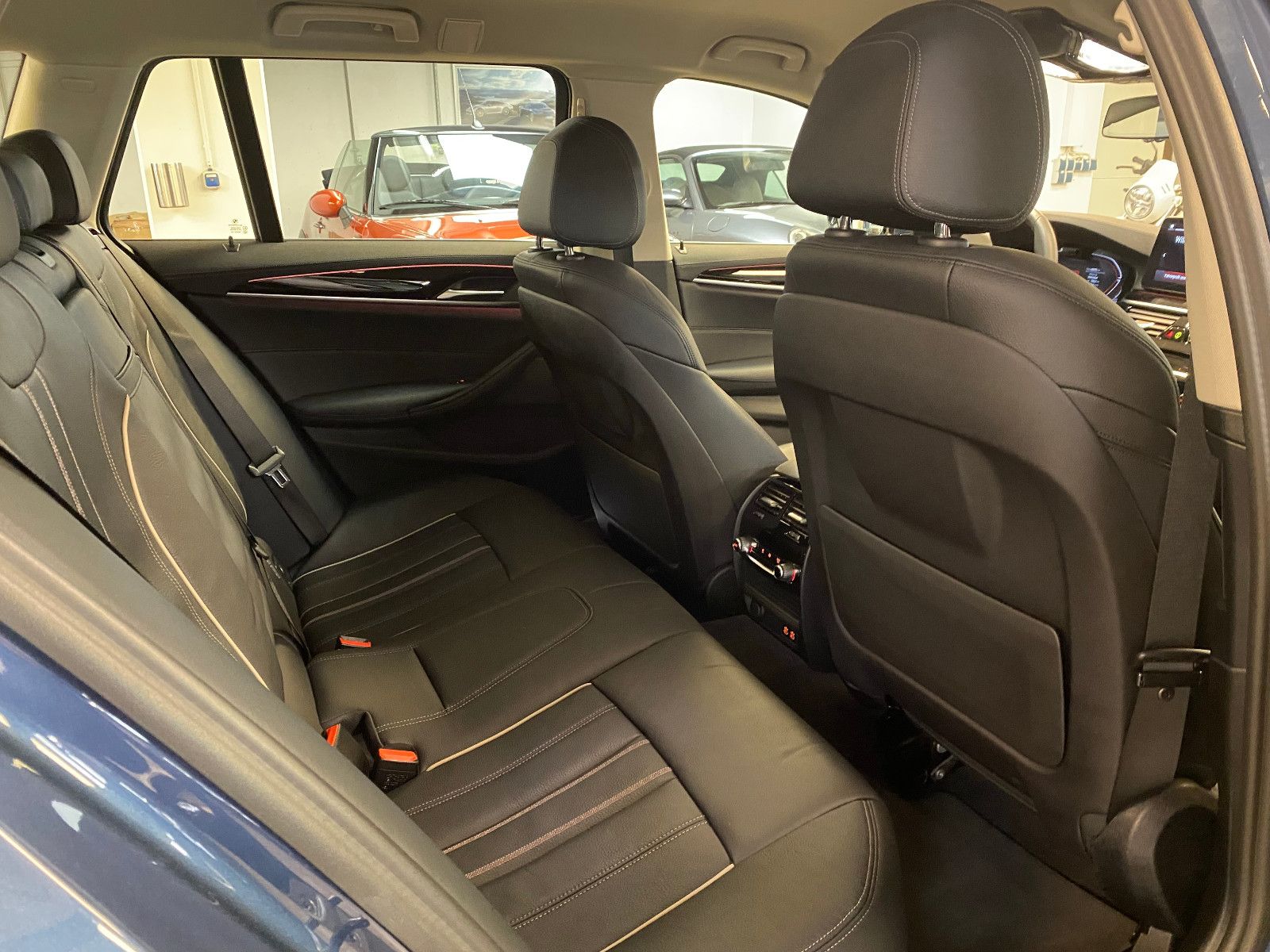 BMW 520 d Touring Luxury Line Standh. Driv. Ass.Prof foto 10