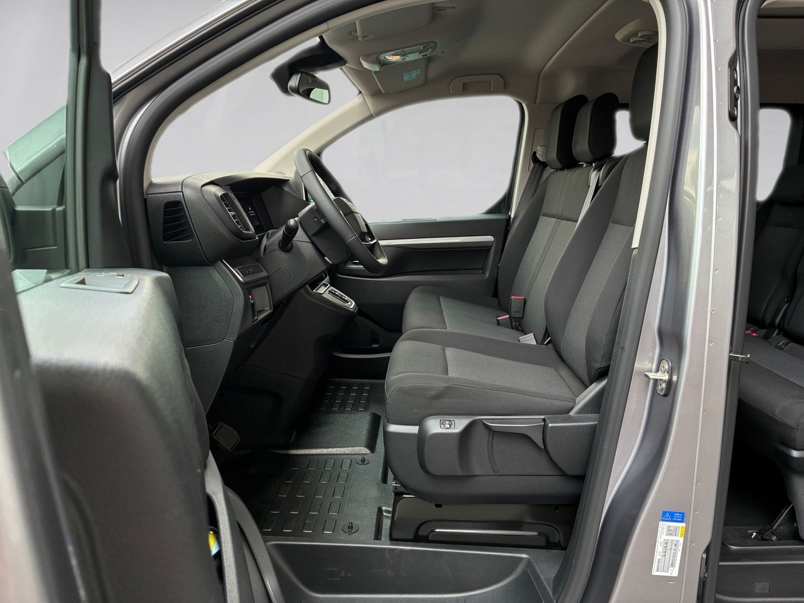 Fahrzeugabbildung Opel Zafira Life 2.2 Diesel (L2) Edition M Kamera,LED