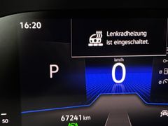 Fahrzeugabbildung Volkswagen Touran 1.5 TSI Comfortline --ACC/AHK/STHZG/17LM