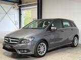 Mercedes-Benz B 200/PDC/SITZH/SPORT/NEBEL - Mercedes-Benz B 200 in Bielefeld