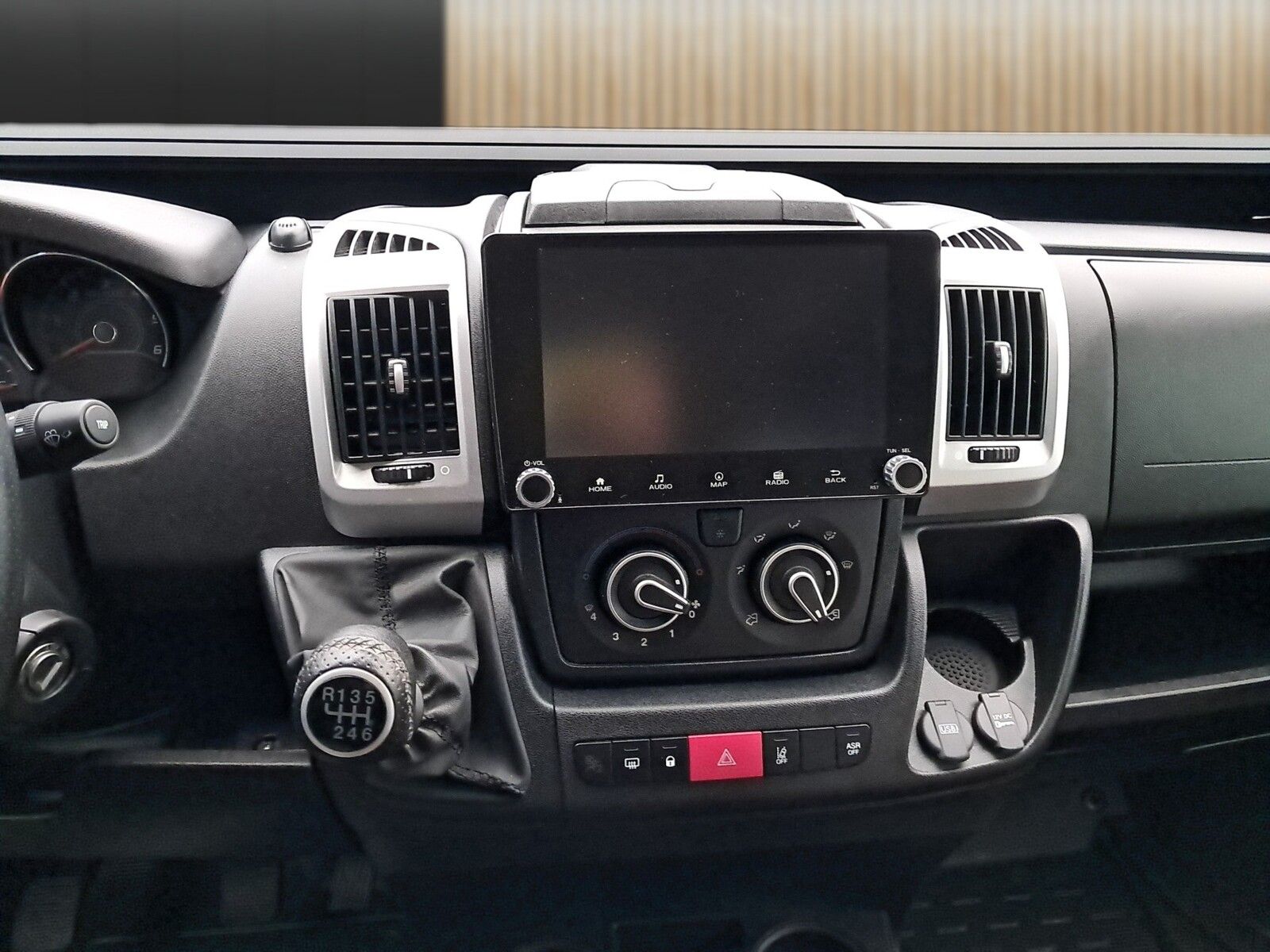 Fahrzeugabbildung Pössl Roadcruiser Revolution Citroen 165 PS AHK,RK,Mar