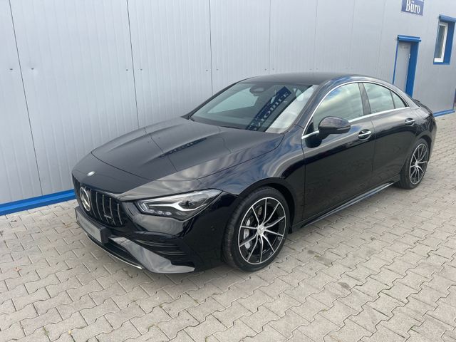 MERCEDES-BENZ CLA35 AMG 4MATIC DCT 48V KEYLESS KAMERA FACELIFT