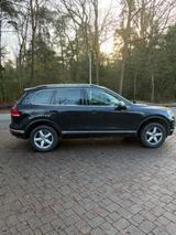 Volkswagen Touareg 3.0 V6 TDI SCR Tiptr. Terrain Tech - - gebrauchte VW Touareg aus dem Jahr 2017