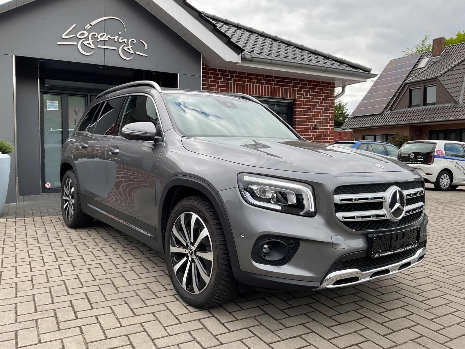 Fahrzeugabbildung Mercedes-Benz GLB 200 DCT,AHK,Navi,Kamera,GJR,LED