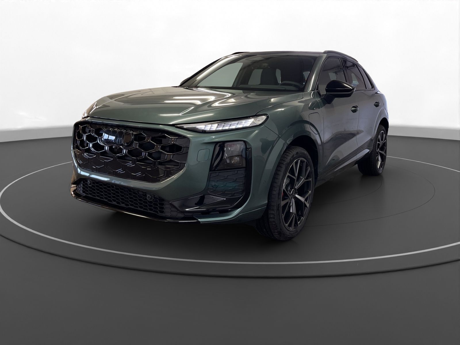 Audi Q3 e-hybrid S tronic Pano Matrix LM 20" Sonos He imagem 2
