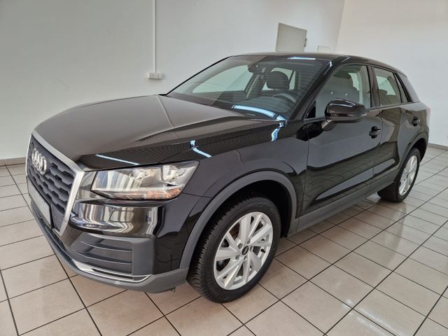 Audi Q2 30 TFSI Sitzheizung Keyless AHK 17"