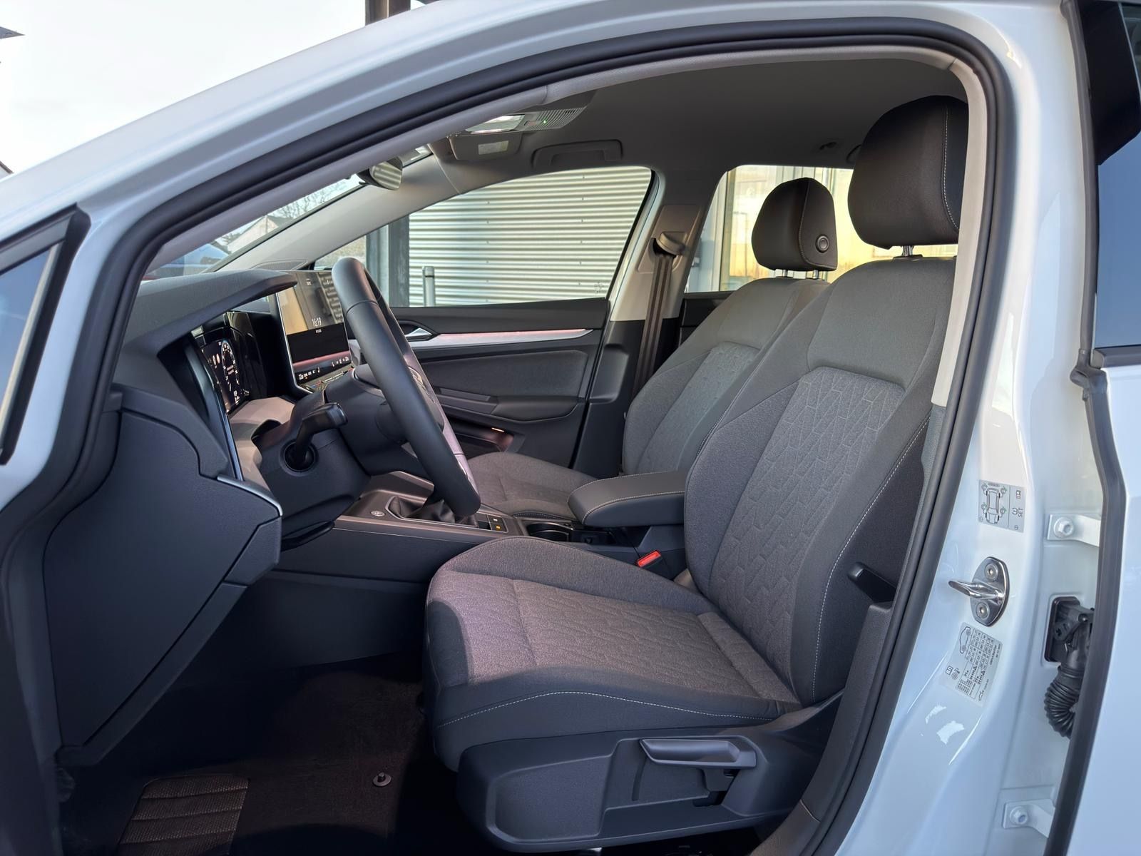 Volkswagen Golf - Bild 7