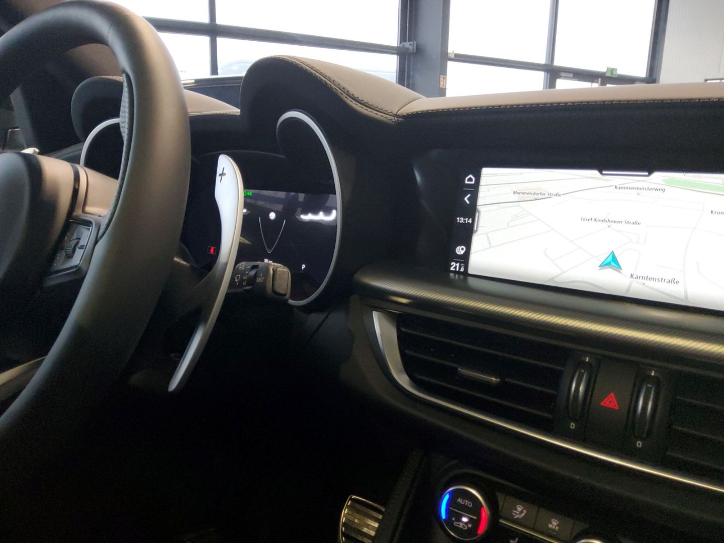 Fahrzeugabbildung Alfa Romeo Stelvio Veloce VOLL! elek. AHK, Pano, H/K, TechP