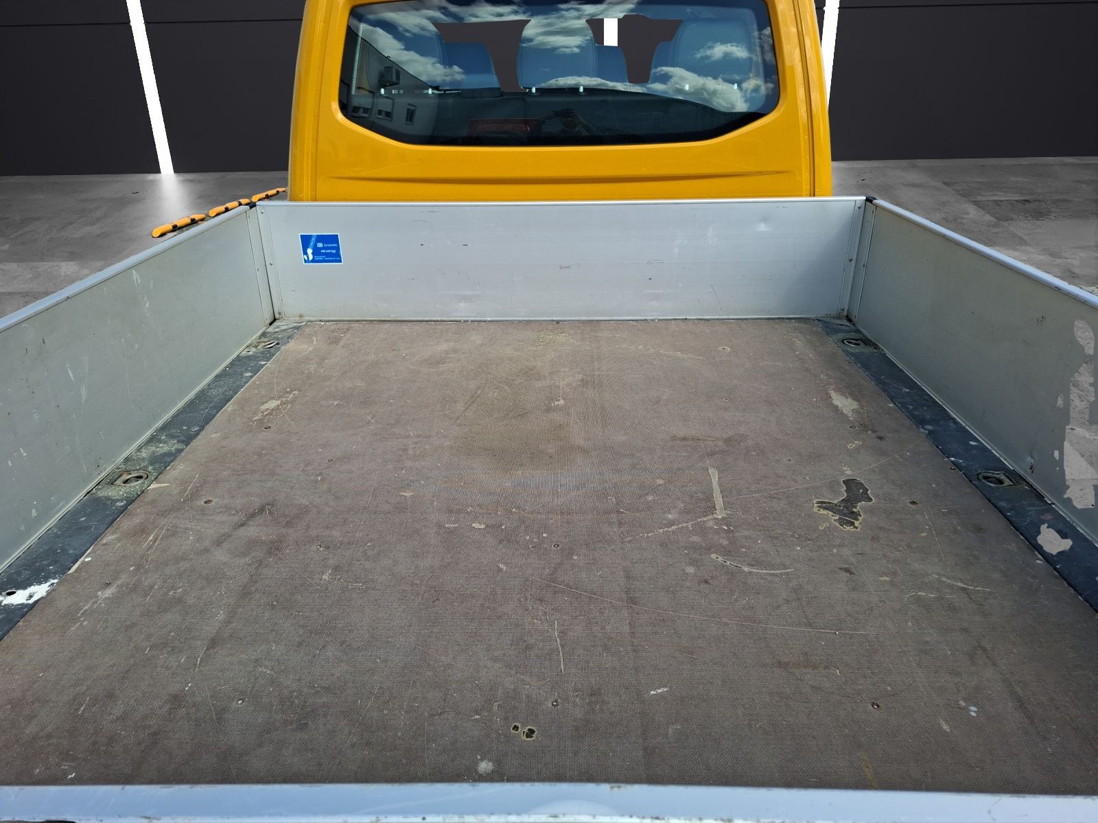 Fahrzeugabbildung Volkswagen T6 Transporter T6.1 DoKa LR Klima AHK