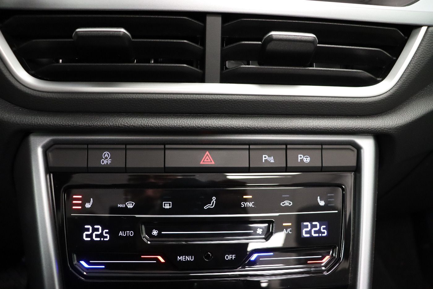 Volkswagen T-Roc - Bild 12