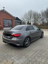 Mercedes-Benz Mercedes-AMG A 35 | AHK | Head-Up | Panorama | M - Mercedes-Benz A 35 AMG in Hamburg