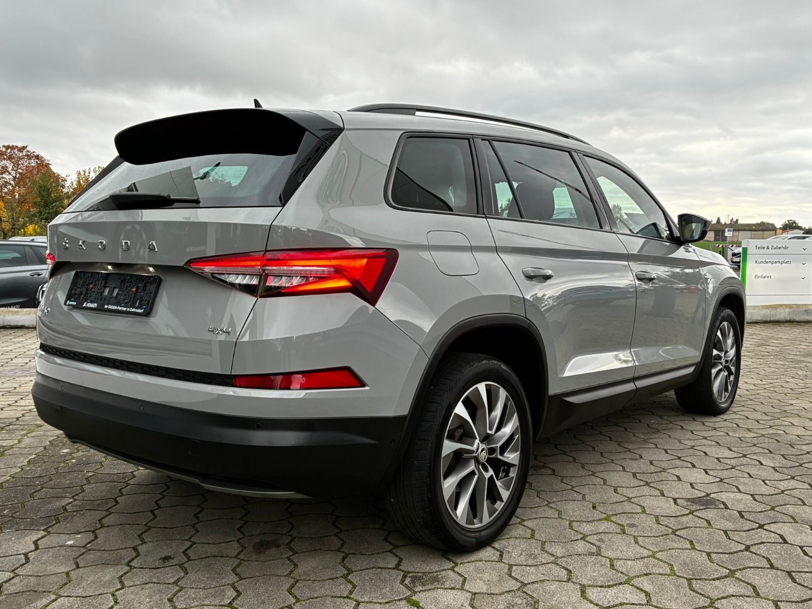 Fahrzeugabbildung SKODA Kodiaq 2.0 TDI Clever 4x4