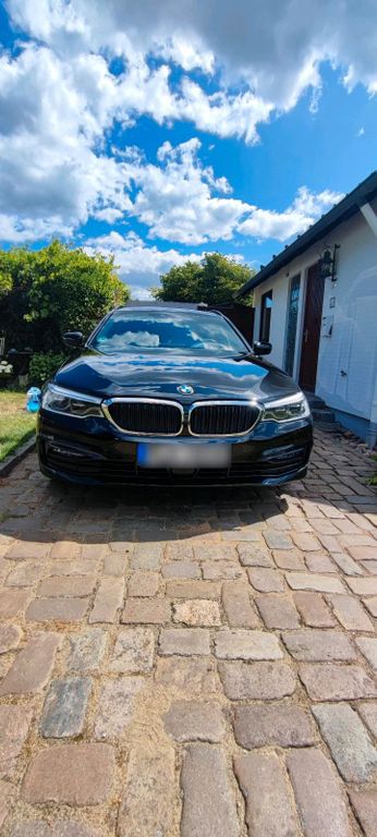 Image of BMW 520