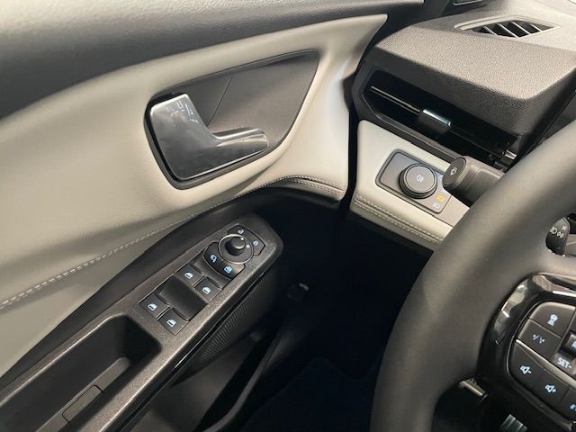 Fahrzeugabbildung Ford Puma Sound Edition Navi Leder Digitales Cockpit