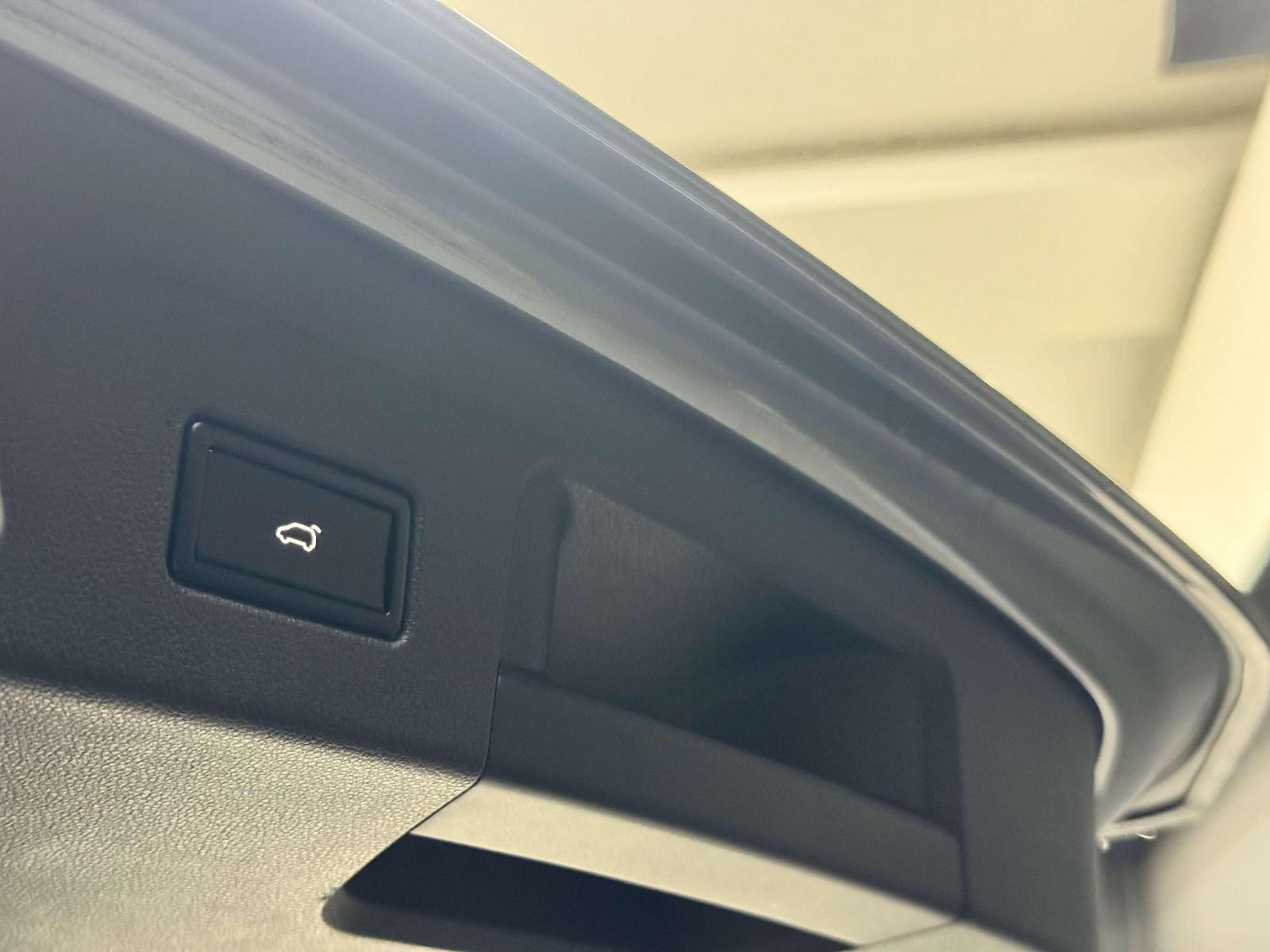 Volkswagen Touran Highline BMT/Start-Stop*R-Line*AHK*NAVI*T