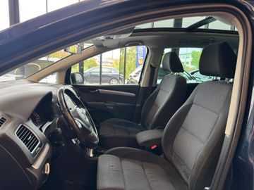 MYAUTOCENTER – Gebraucht- und Jahreswagen mit Werkstattservice in Pfaffenhofen Volkswagen Sharan*7SITZER*AHK*PANO*DCC*PDC*Bi-XENON*TEMPO*N