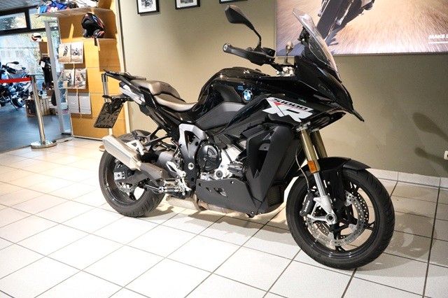 Fahrzeugabbildung BMW S1000XR Style Triple Black