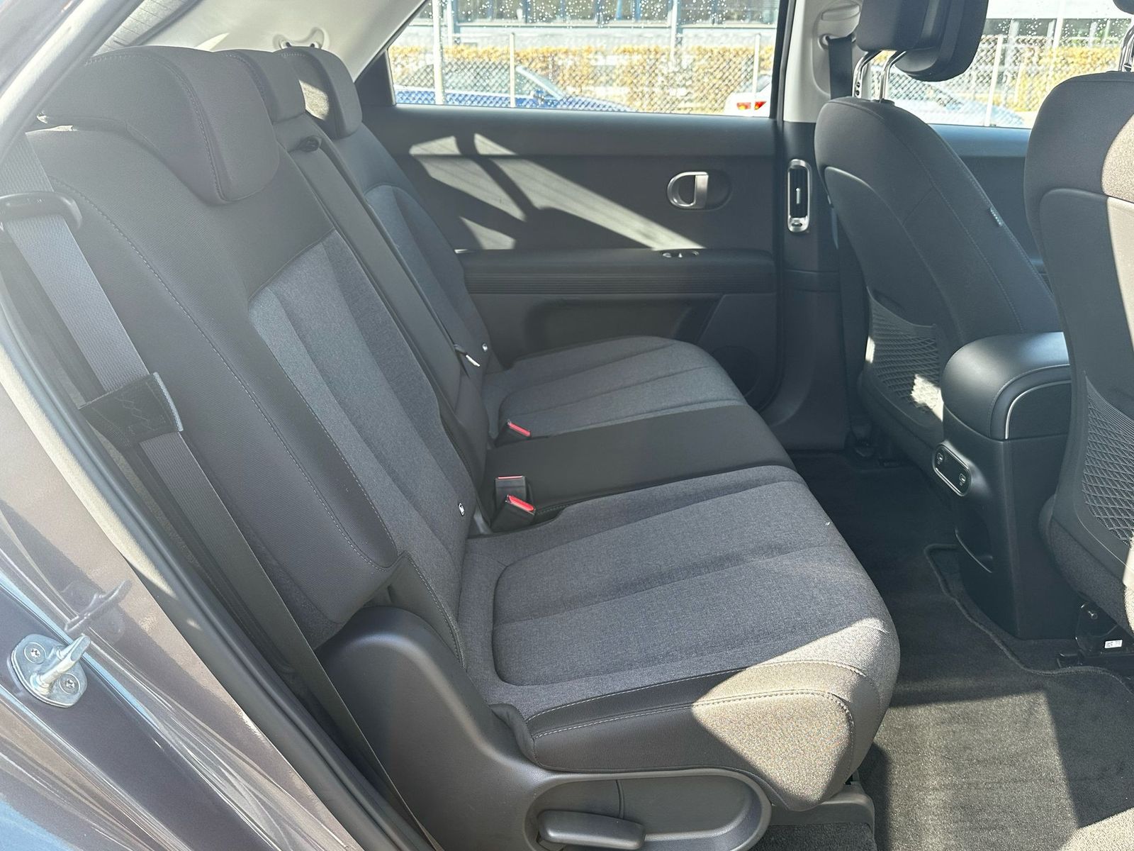 Fahrzeugabbildung Hyundai Ioniq 5 Basis 2WD NAVI+ACC+LED+SHZ+KAMERA+WP+DAB