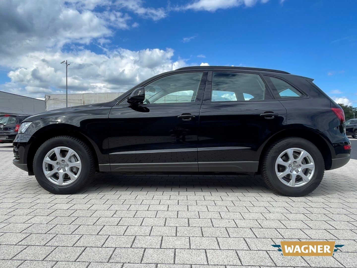 Fahrzeugabbildung Audi Q5 2.0 TFSI quattro Klimaautomatik Tempomat