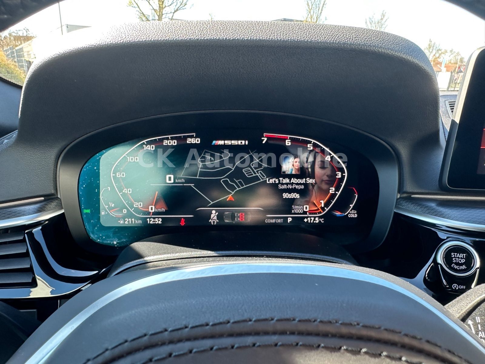 Fahrzeugabbildung BMW M550i xDrive Lim./Shadow-Line/Navi/Leder/LED/Kam