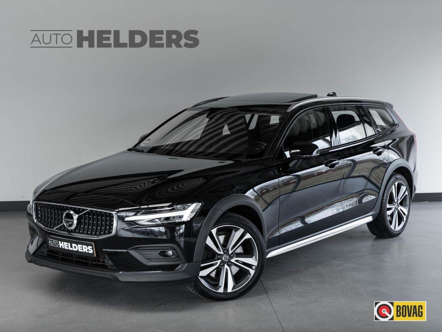 Volvo V60 Cross Country 2.0 B5 AWD 360° HuD Pano B&W M