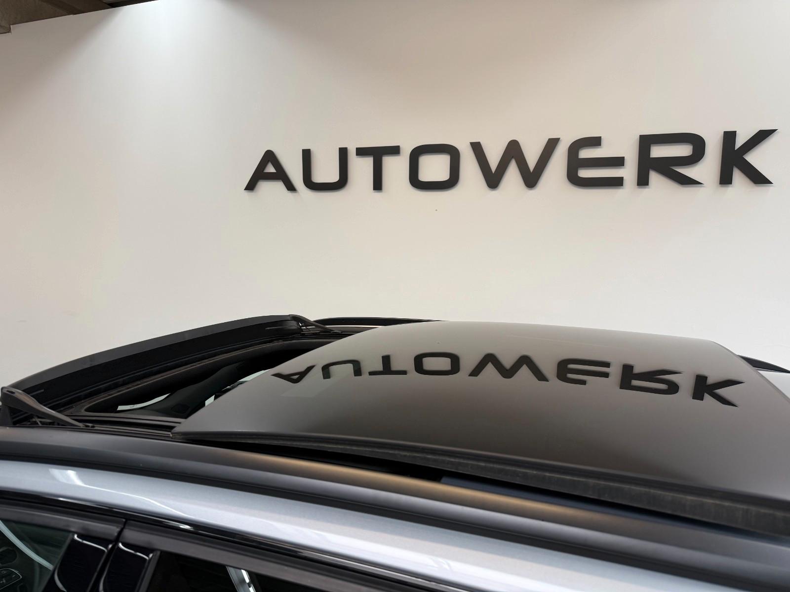 Audi RS 3 Sportback 2.5 TFSI Quattro*SCHALE*PANO*KAME