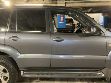 Toyota Land Cruiser - 10