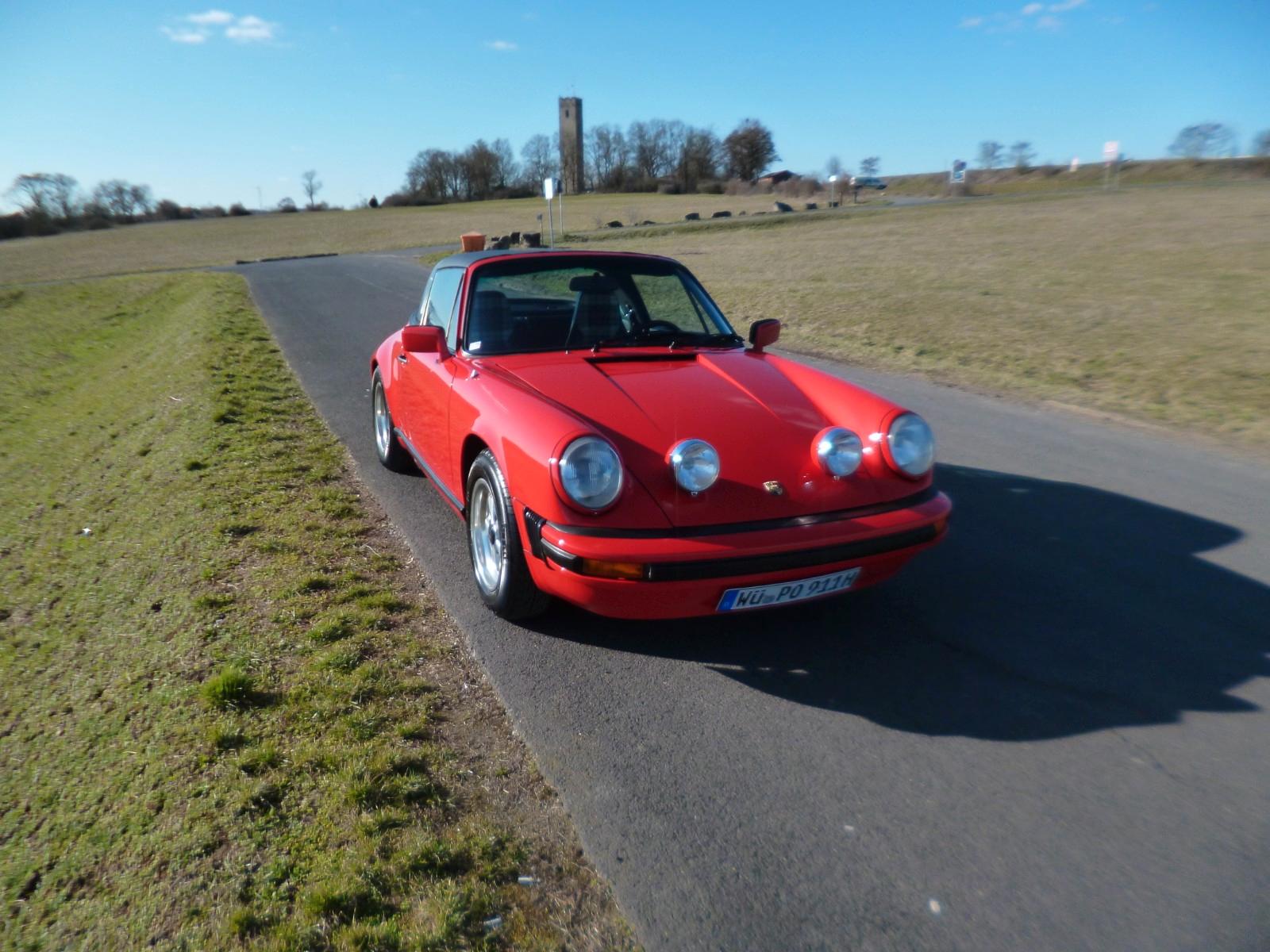 Porsche 911 SC Targa