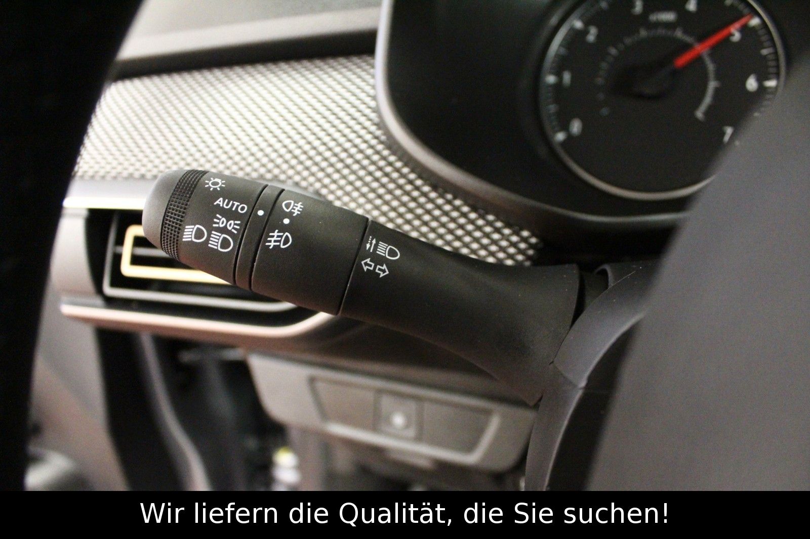 Fahrzeugabbildung Dacia Sandero TCe 90 Stepway Expression*Winterpaket*
