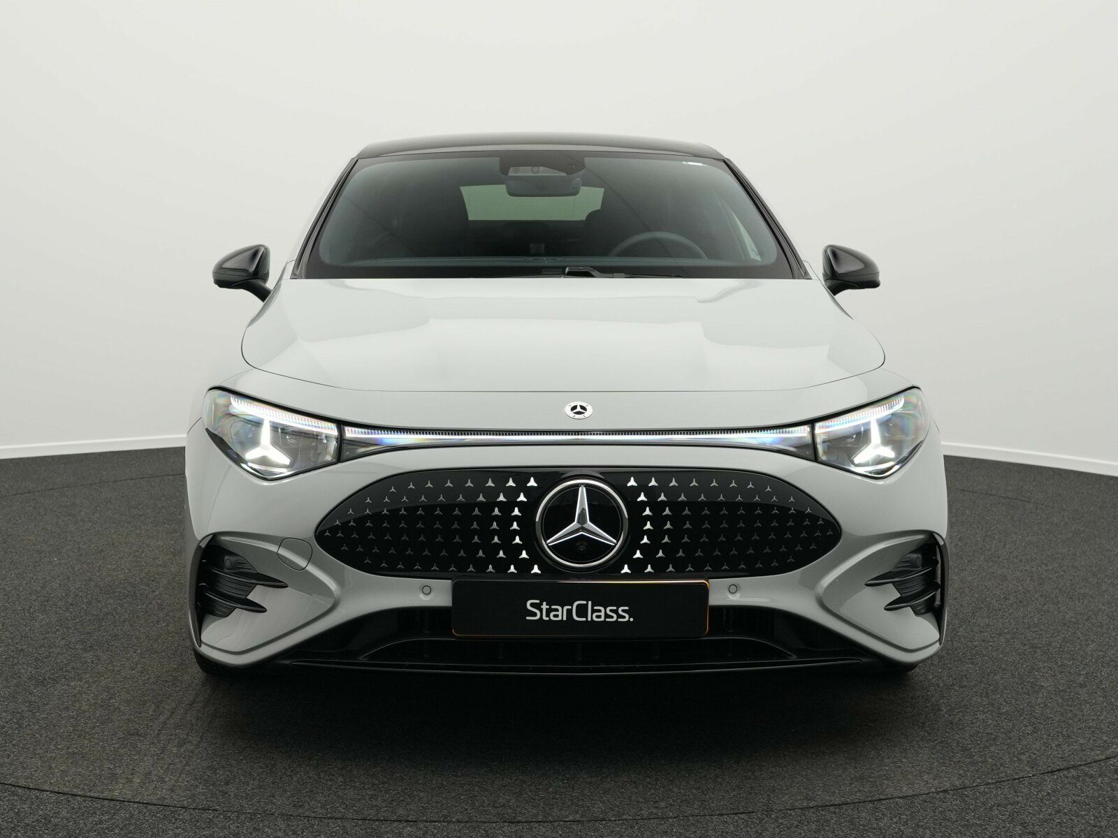 Mercedes-Benz CLA 250+ AMG-Line mit EQ Technologie imagem 2