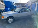 Mercedes-Benz Sommerschlussverkauf, Mercedes W124 Coupe,... - Mercedes-Benz: Coupe, W124