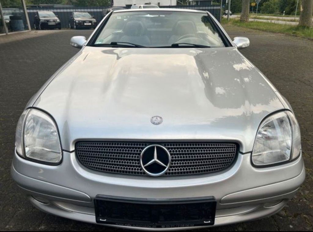 Image of Mercedes-Benz SLK 230