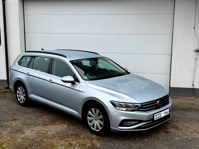 Volkswagen Passat Variant Business *1Hand / Massage / SCR /